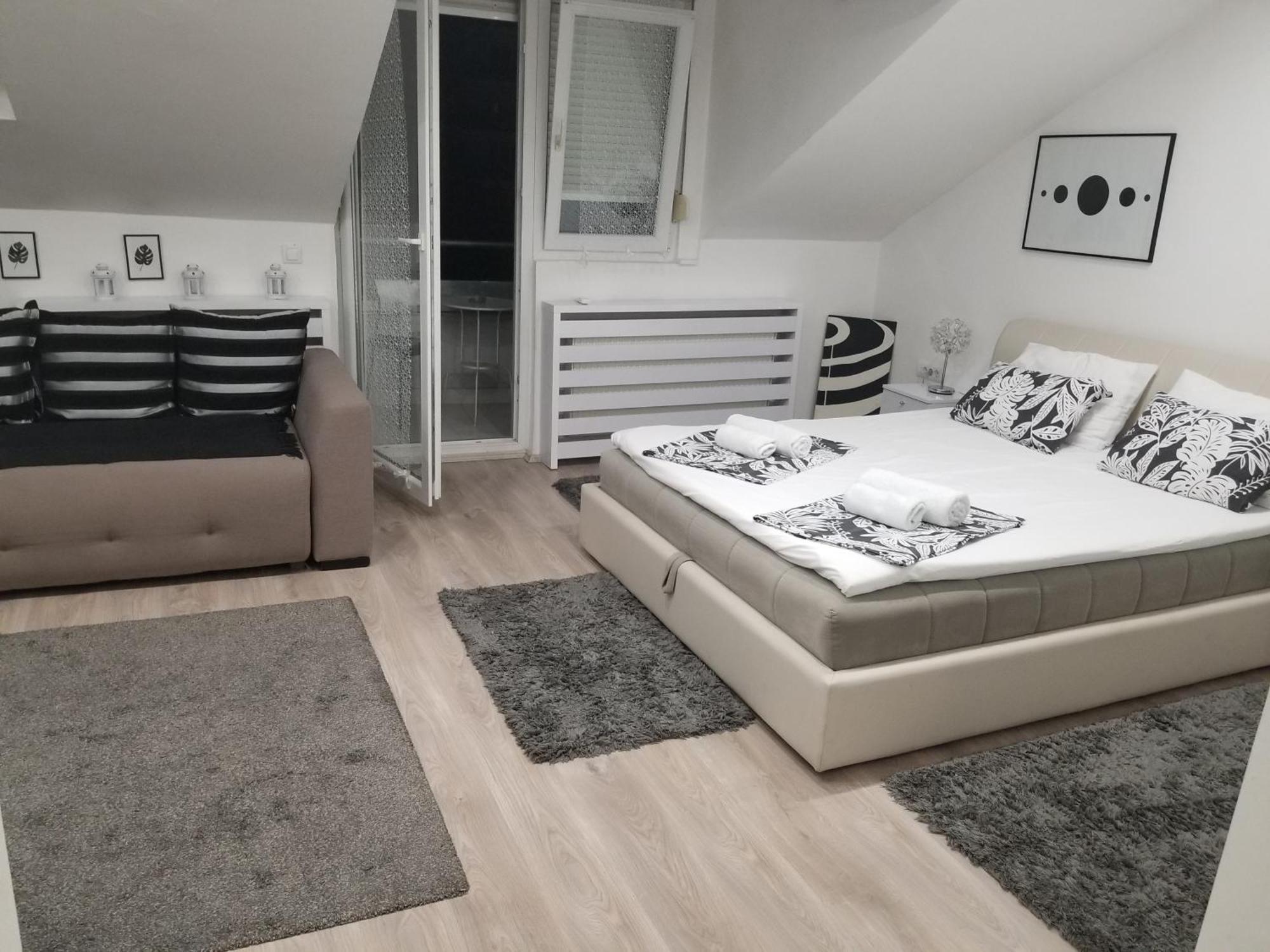 Stan Na Dan Angel Apartment โนวีซาด ห้อง รูปภาพ